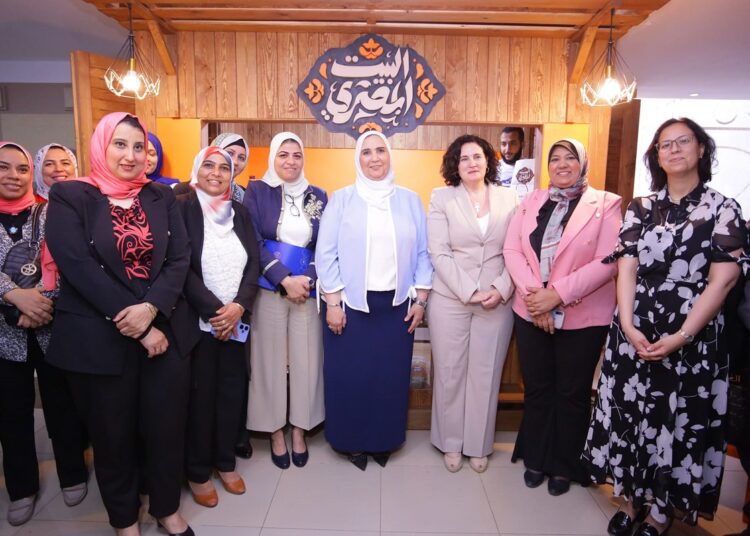 القباج تعلن إطلاق اسم «البيت المصري» على جميع مراكز خدمة المرأة العاملة بالجمهورية