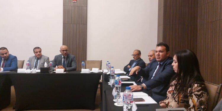 نواب يطالبون بخريطة استثمارية للمشروعات المتوسطة والصغيرة بمحافظات الصعيد