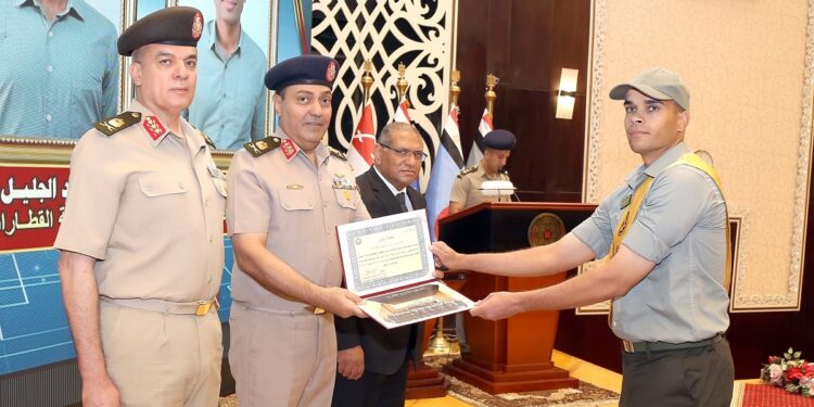 الكلية العسكرية التكنولوجية تحتفل بتخريج فنيين سكة حديد ونقل نهري 