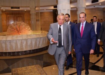 وزير الشئون النيابية