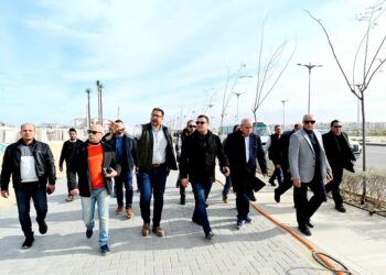 وزير الإسكان