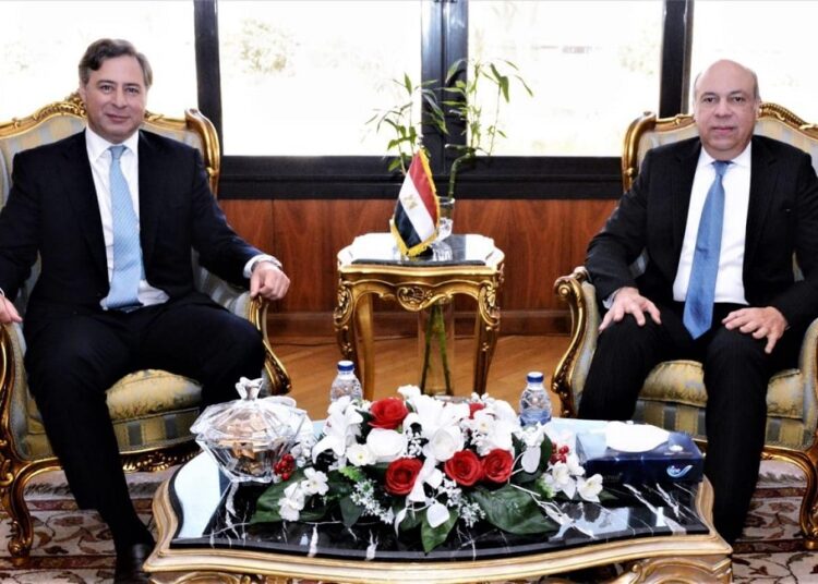 المطارات المصرية