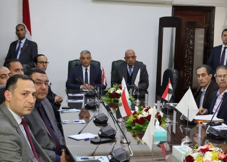 وزير الكهرباء