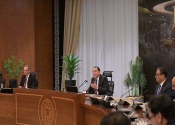 رئيس الوزراء: استبعاد العودة إلى تخفيف أحمال الكهرباء رغم التكاليف المالية المرتفعة