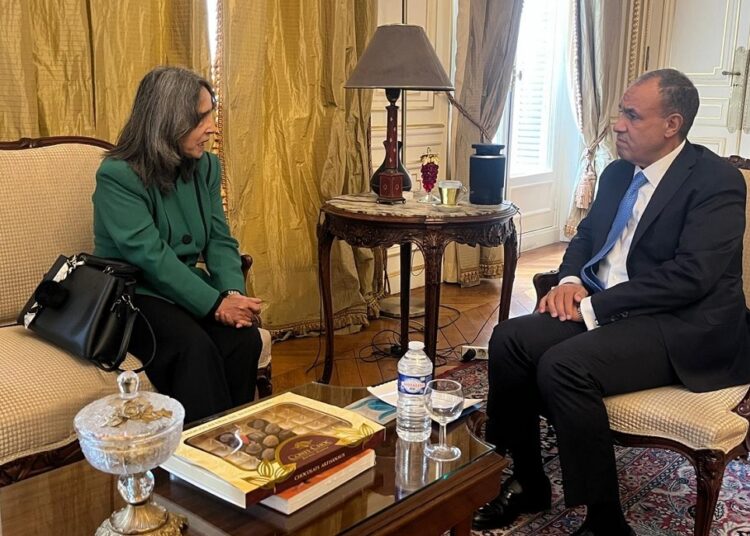 وزير الخارجية