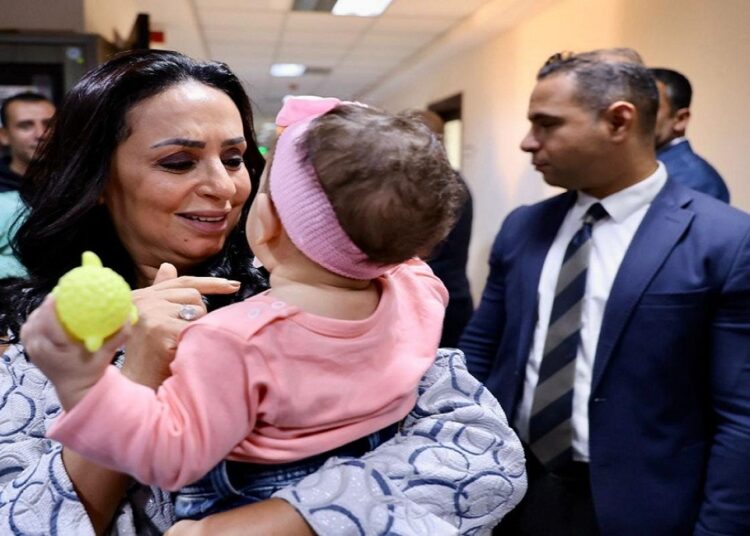 الأسر البديلة