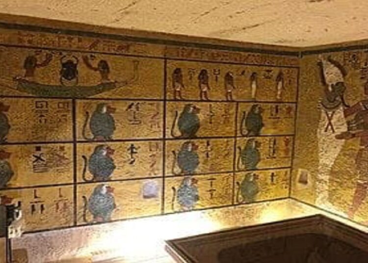 مقبرة الملك توت عنخ آمون