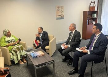 وزير الخارجية