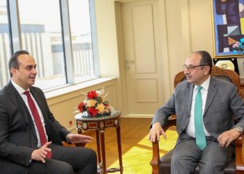 قطاع الأعمال