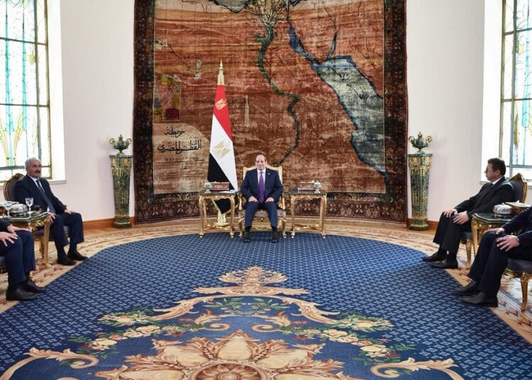 الرئيس السيسي وحفتر يبحثان تعزيز العلاقات ودعم استقرار ليبيا وتطورات إقليمية