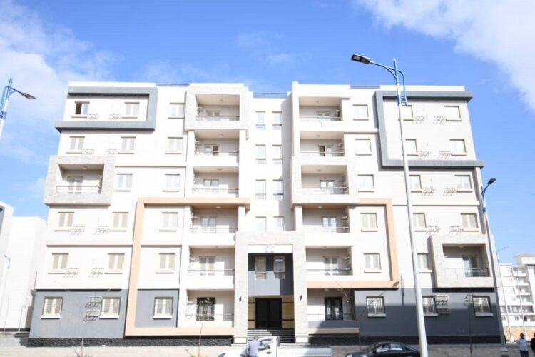 وزير الإسكان يتفقد حدائق العاصمة ويتابع مشروعات المبادرة الرئاسية «سكن لكل المصريين» و«ديارنا»