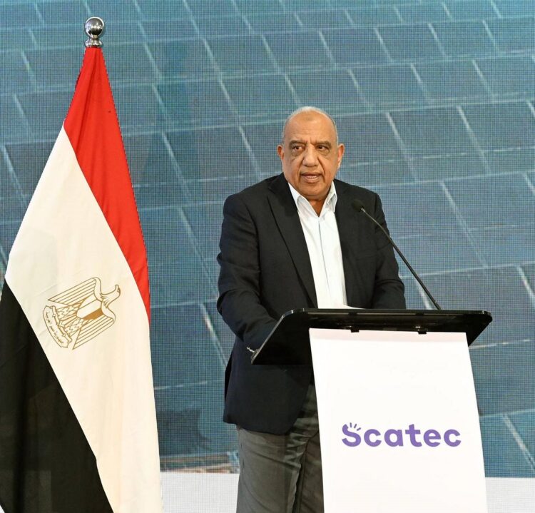 رئيس الوزراء يفتتح مشروع «أوبيليسك» للطاقة الشمسية بنجع حمادي باستثمارات 600 مليون دولار