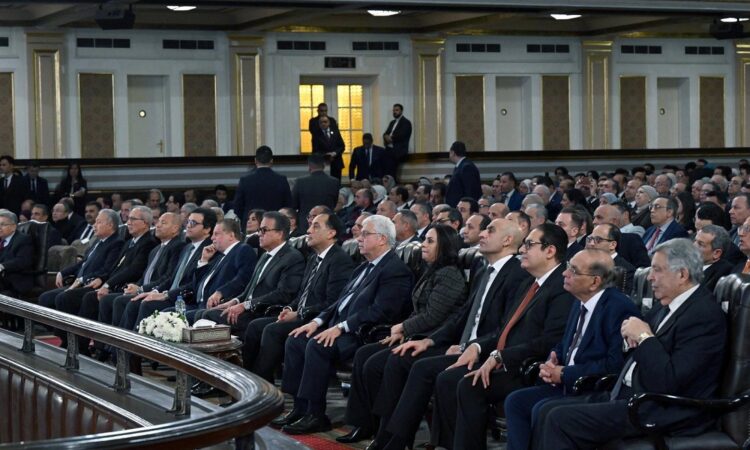 برعاية انتصار السيسي.. إطلاق مبادرة منحة علماء المستقبل لدعم الطلاب المتميزين