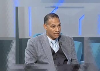 الصحفي صلاح عامر