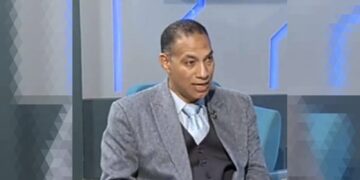 الصحفي صلاح عامر