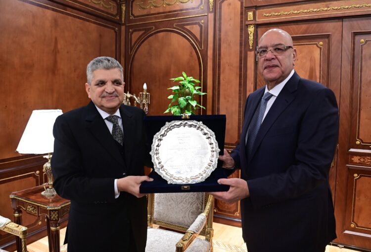 اجتماع رفيع المستوى بين رئيس مجلس النواب ورئيس هيئة قناة السويس