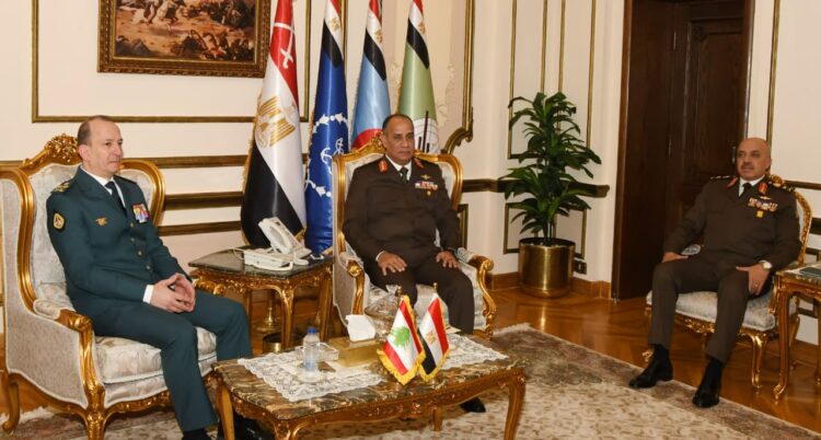 اجتماع رفيع المستوى بين القائد العام للقوات المسلحة وقائد الجيش اللبناني
