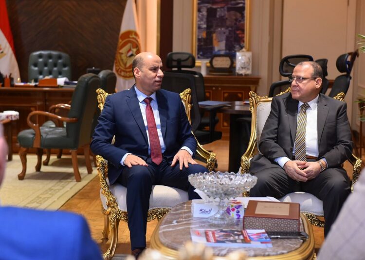 وزارة العمل