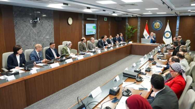 خطة طموحة للبترول.. اكتشافات جديدة وزيادة الإنتاج باستخدام الذكاء الاصطناعي والتقنيات الحديثة