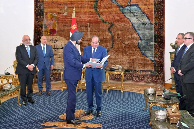 الرئيس السيسي يستقبل رئيس البنك الدولي لتعزيز الشراكة الاستراتيجية
