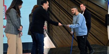 رئيس الوزراء يسلم عقود وحدات سكنية ضمن مبادرة «سكن لكل المصريين» بمدينة حدائق العاصمة