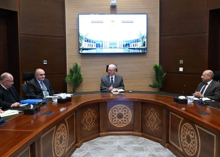 نائب رئيس الوزراء يعقد اجتماعًا لمتابعة تطبيق موازنة البرامج والأداء لزيادة كفاءة الإنفاق