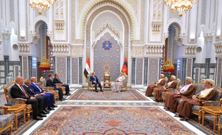 زيارة الرئيس السيسي لعُمان.. تعزيز العلاقات الأخوية وبحث القضايا الإقليمية