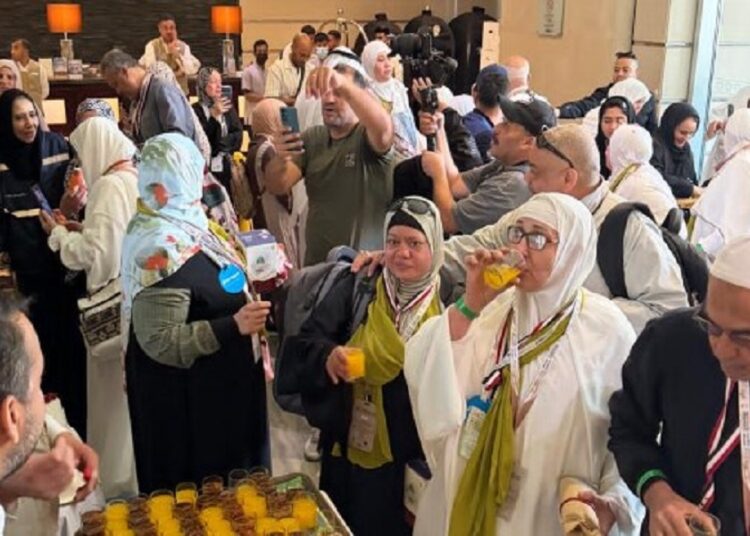 حجاج الجمعيات الأهلية