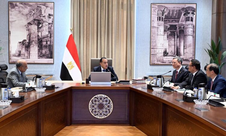 رئيس الوزراء يستقبل رئيس مجلس إدارة شركة الصين لهندسة الطاقة لبحث سبل التعاون المشترك