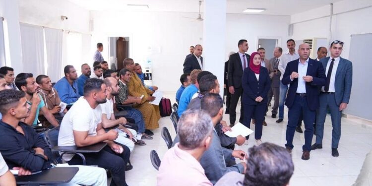 فرص عمل مناسبة للشباب