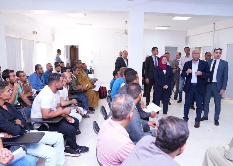 فرص عمل مناسبة للشباب