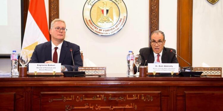تعزيز الاستثمارات الأجنبية
