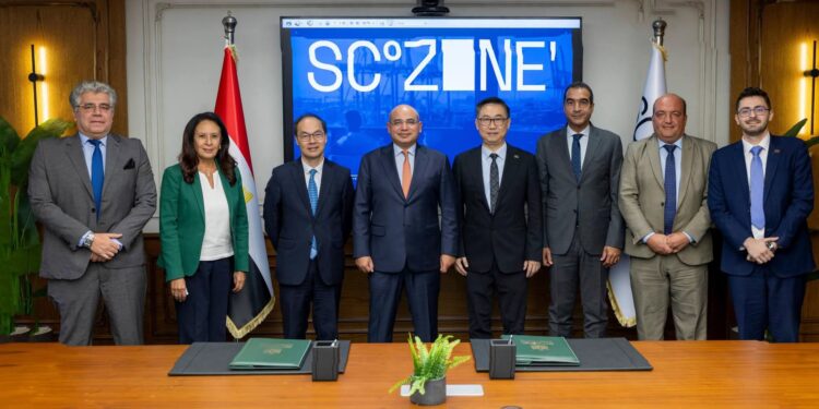 رئيس اقتصادية قناة السويس يستقبل وفد مجلس تنمية تجارة هونج كونج