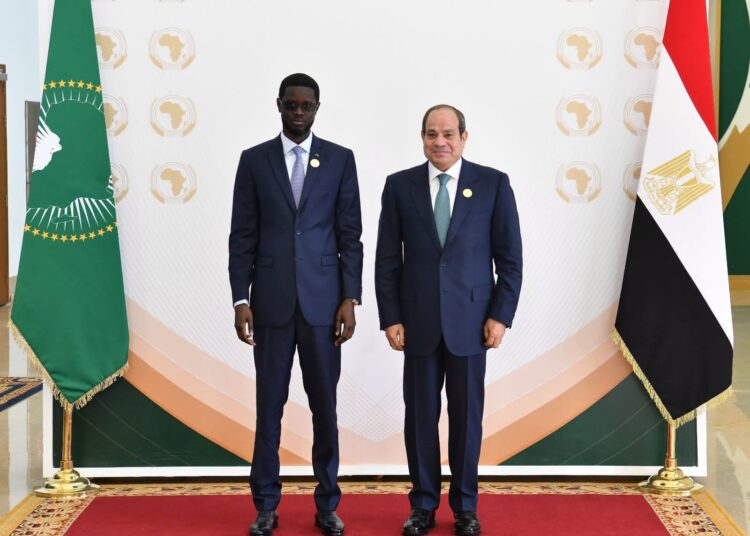 الرئيس السيسي يستقبل نظيره السنغالي بالمعلمين الجديدة