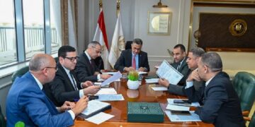 وزير التموين